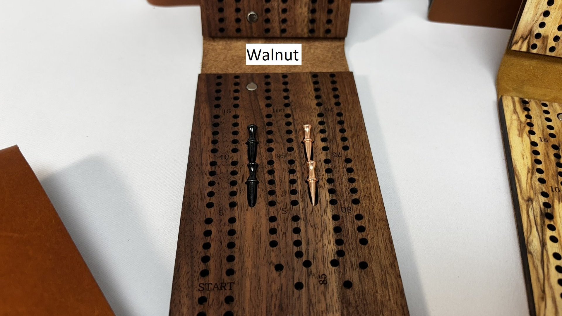 Compact Leather Folding Travel Cribbage Board with Metal Pegs – Portable Walnut Game for Camping & On-the-Go Fun