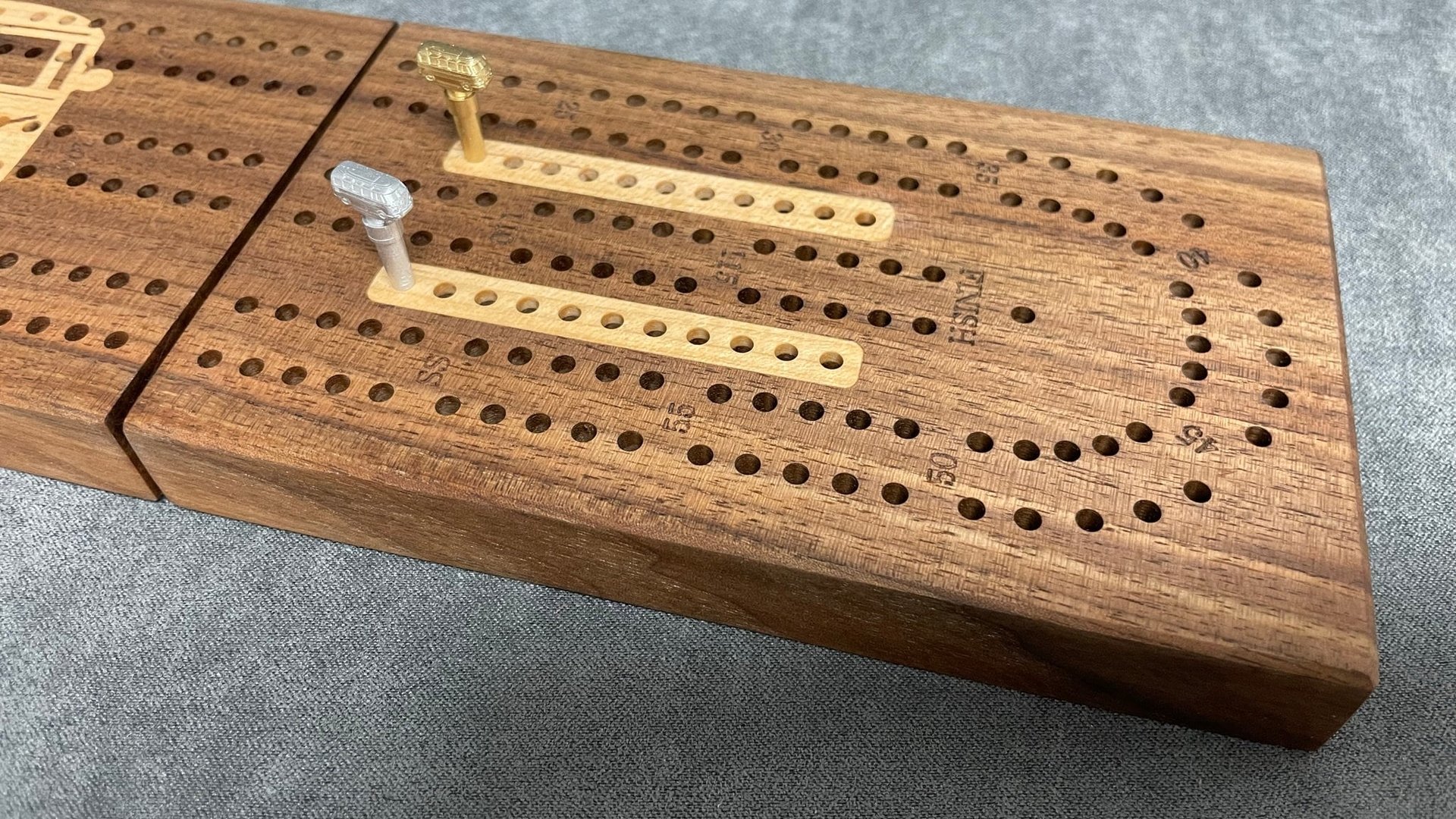 Westie Bus Folding Travel Cribbage Board